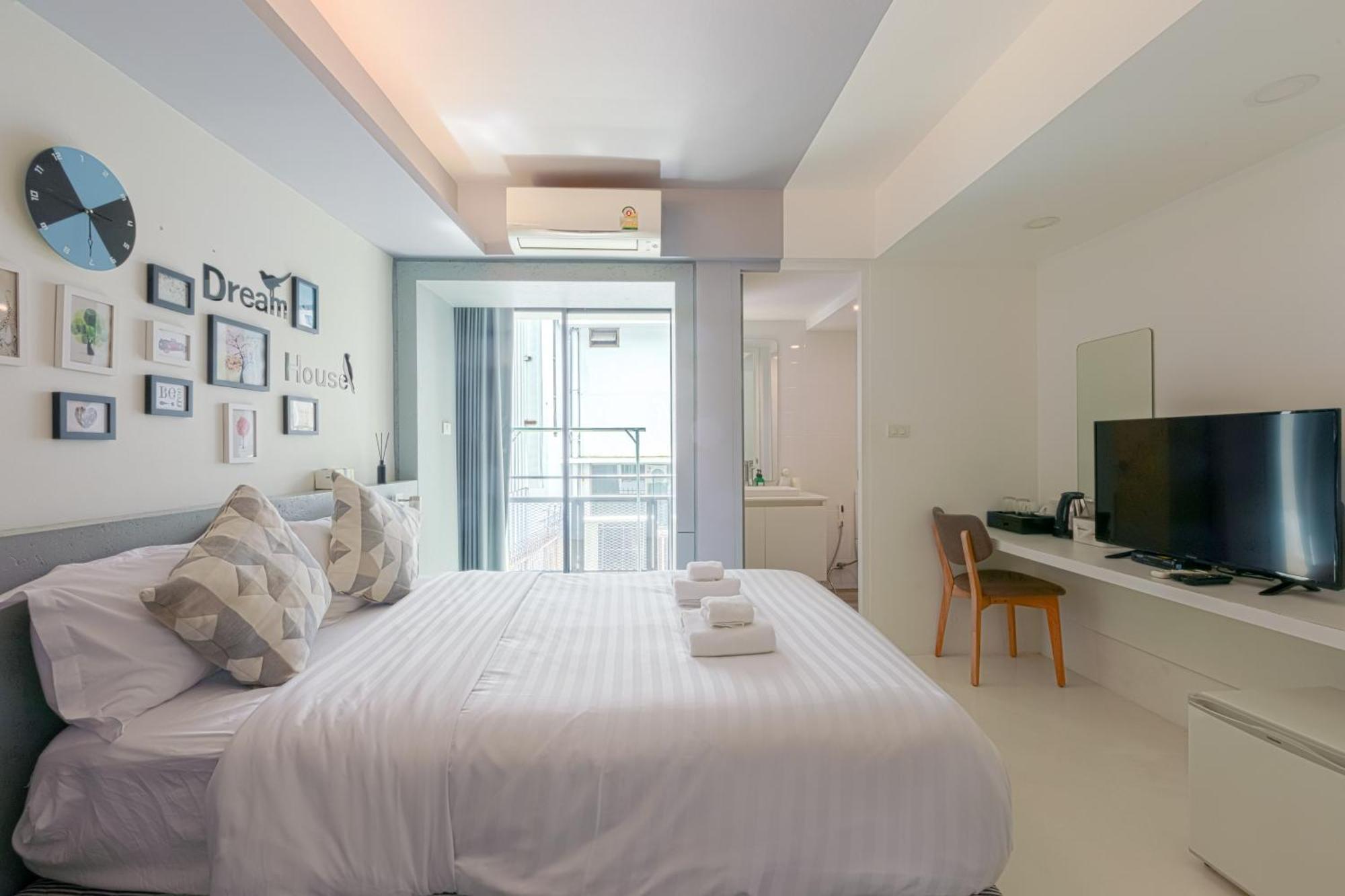 24 Hills Hotel Bangkok Exterior photo
