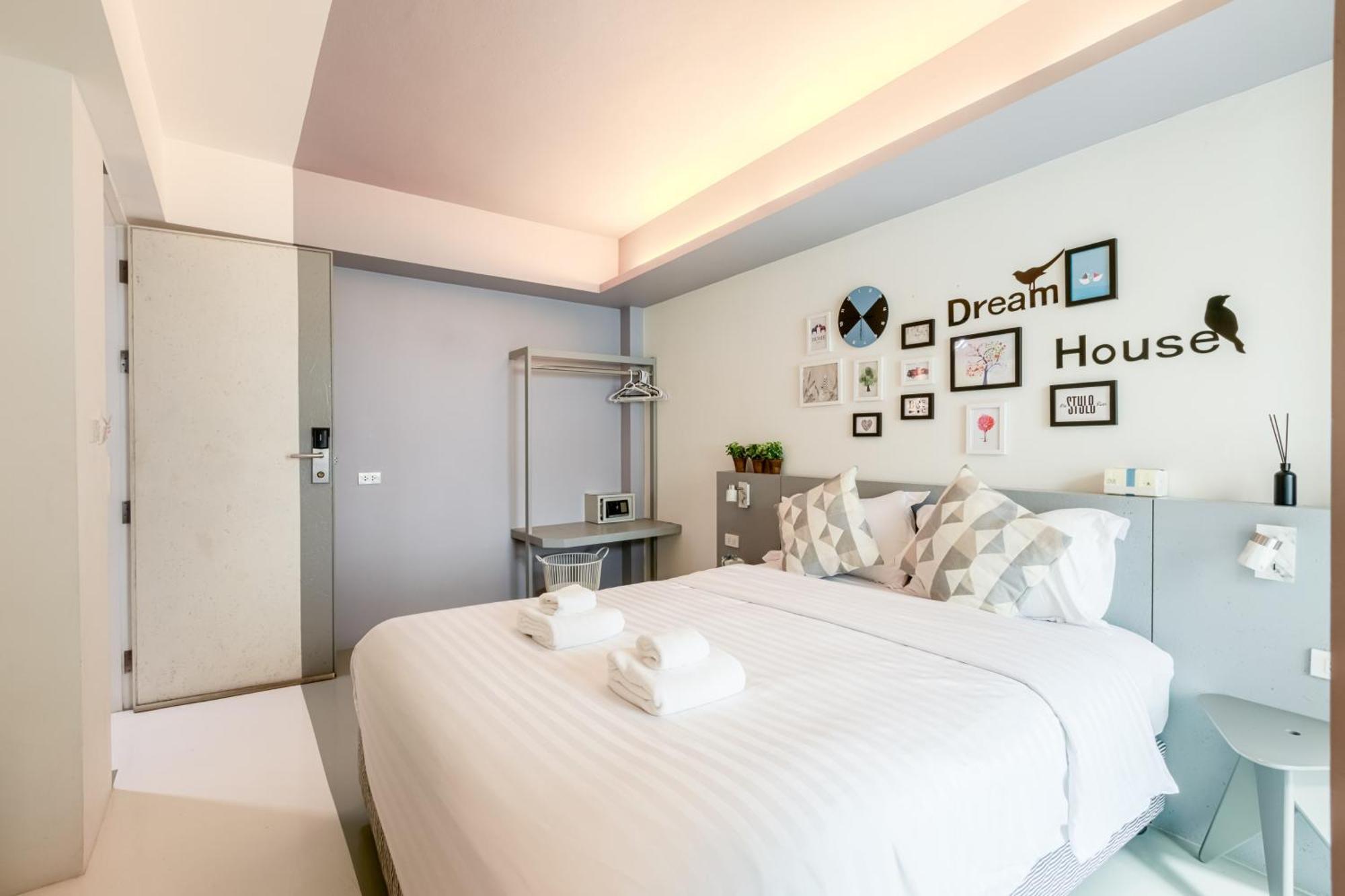24 Hills Hotel Bangkok Exterior photo
